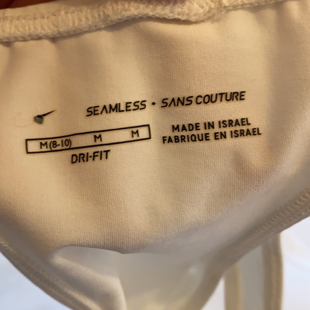 Nike Seamless Dri Fit Tank - Picture 6 of 6